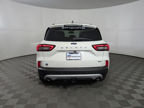 New 2025 Ford Escape SE w/ PHEV Premium Package image 5