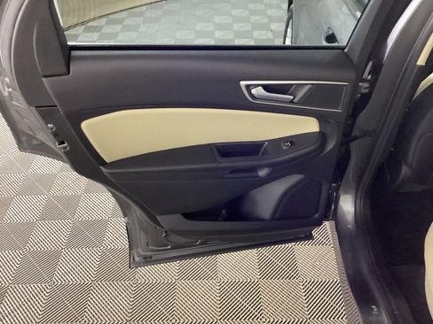 Used 2023 Ford Edge SEL w/ Convenience Package image 14