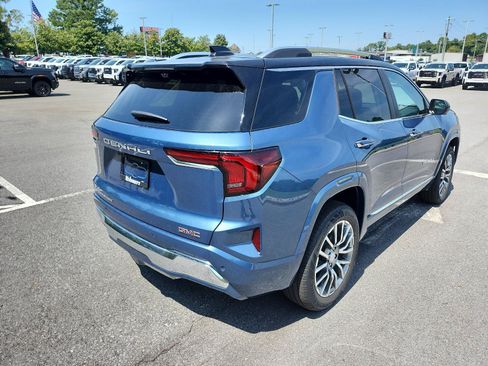 Used 2027 GMC Terrain Denali AWD/4WD image 3