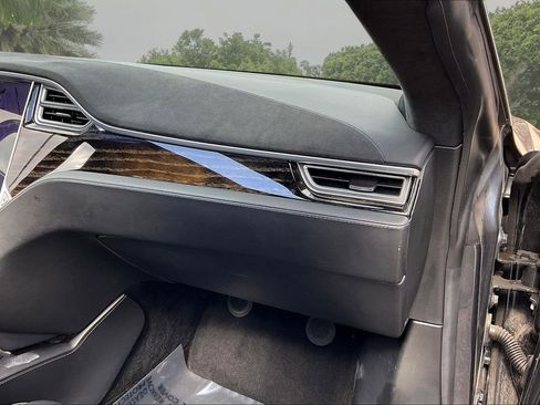 Used 2016 Tesla Model S 60 image 26