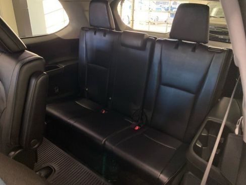 Used 2024 Toyota Grand Highlander Limited image 12