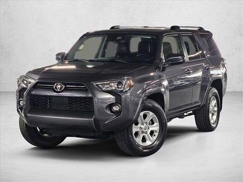 Used 2022 Toyota 4Runner SR5 image 1