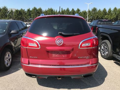 Used 2013 Buick Enclave Leather image 12