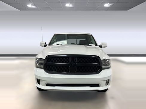 Used 2018 RAM 1500 Sport w/ Quick Order Package 26Q Night AWD/4WD image 4