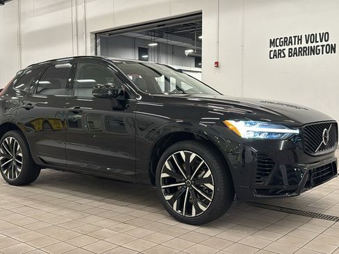 New 2026 Volvo XC60 T8 Ultra w/ Protection Package Premier AWD/4WD image 3