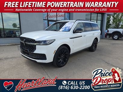 Used 2025 Lincoln Navigator Reserve w/ Jet Appearance Package