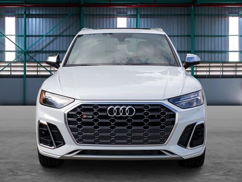 Used 2024 Audi SQ5 Premium w/ Convenience Package AWD/4WD image 7