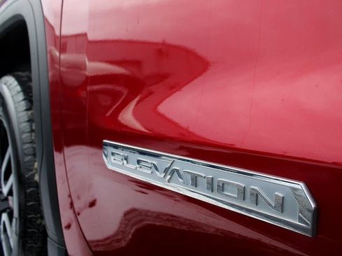 Used 2024 GMC Sierra 1500 Elevation image 15