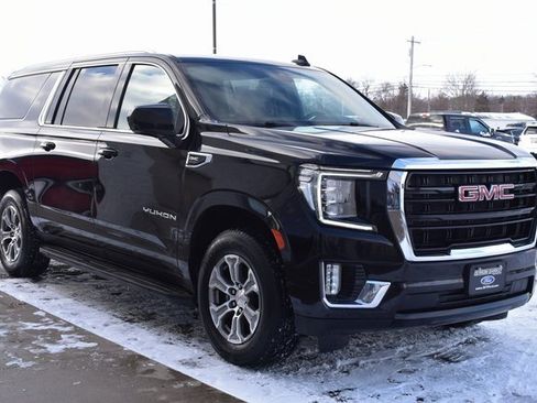 Used 2021 GMC Yukon XL SLE image 7