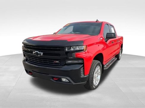 Used 2021 Chevrolet Silverado 1500 LT Trail Boss w/ Bed Protection Package AWD/4WD image 3