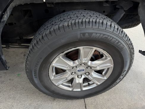 Used 2017 Ford F150 XLT w/ Equipment Group 302A Luxury AWD/4WD image 22