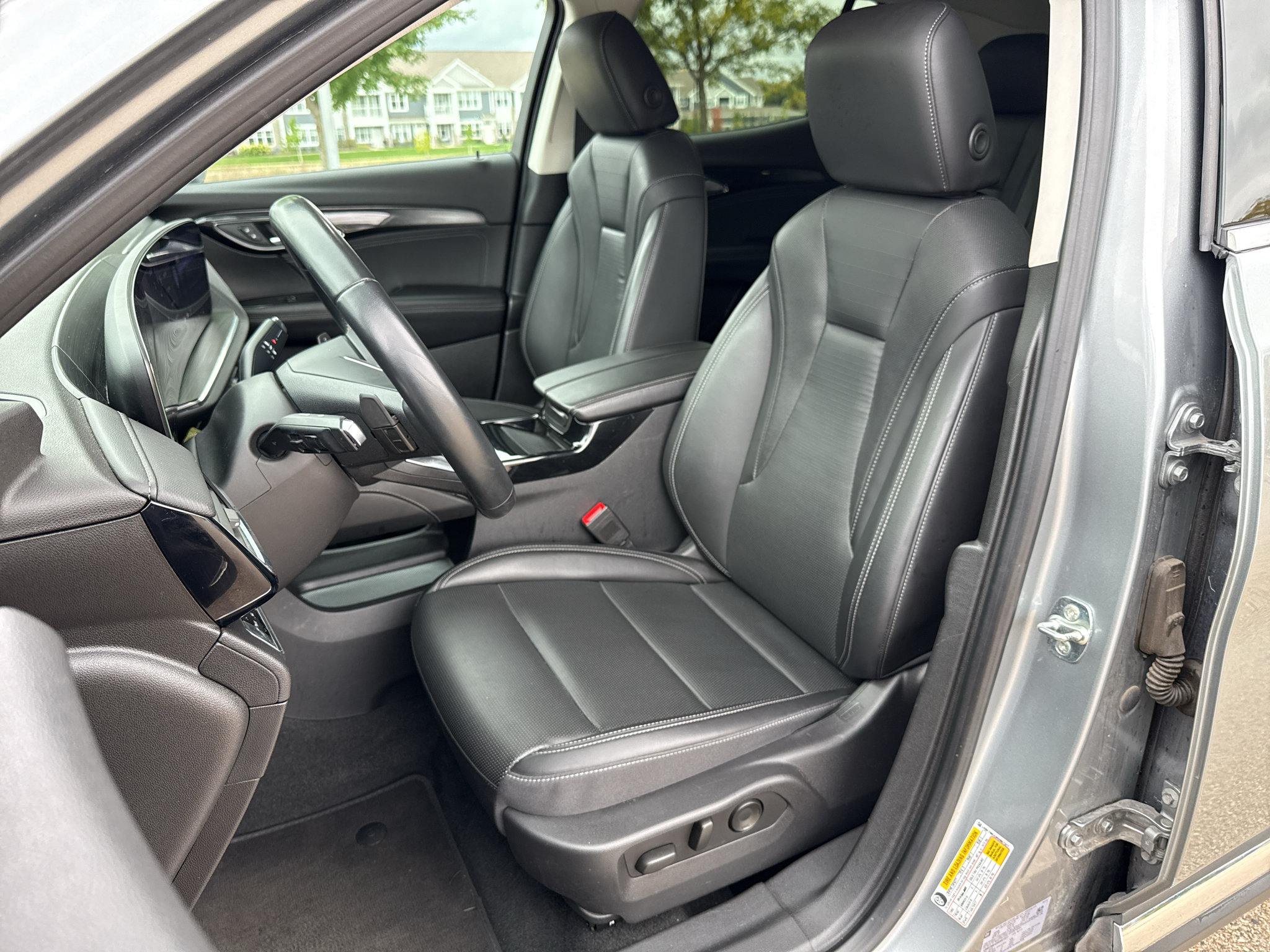 Used 2024 Buick Envision Preferred AWD/4WD image 12