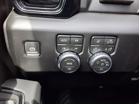 New 2026 GMC Sierra 2500 AT4 w/ AT4 Premium Plus Package AWD/4WD image 10