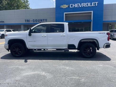 Used 2025 Chevrolet Silverado 2500 LT w/ Convenience Package AWD/4WD image 6