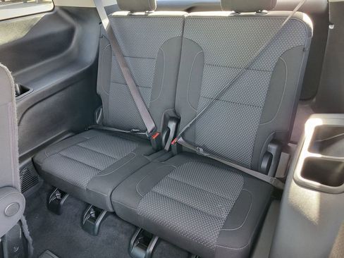 Used 2021 GMC Acadia SLE w/ Driver Convenience Package image 27