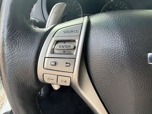 Used 2015 Nissan Altima 3.5 SL FWD image 24