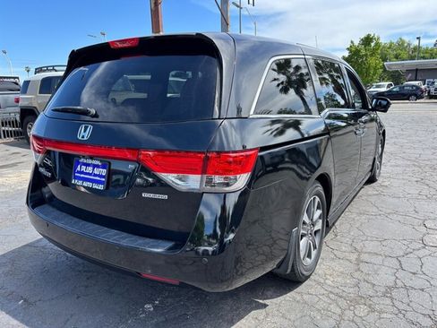 Used 2016 Honda Odyssey Touring image 3