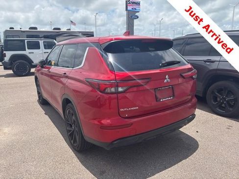 Used 2023 Mitsubishi Outlander SE FWD image 12