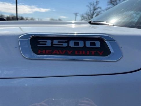 New 2024 RAM 3500 Tradesman w/ Chrome Appearance Group image 25