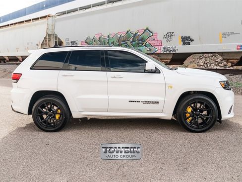 Used 2020 Jeep Grand Cherokee Trackhawk image 9