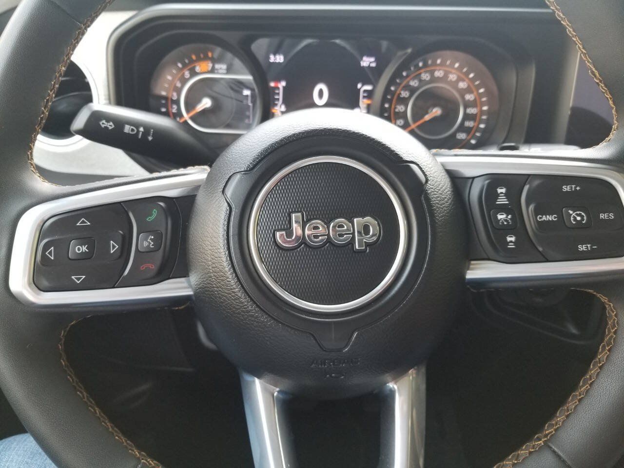 Used 2024 Jeep Wrangler Unlimited Sahara AWD/4WD image 24