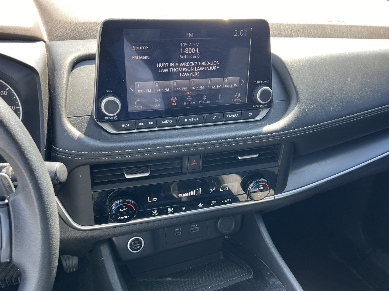 Used 2023 Nissan Rogue SV FWD image 8