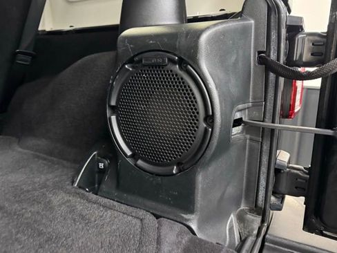 Used 2013 Jeep Wrangler Unlimited Sport image 29