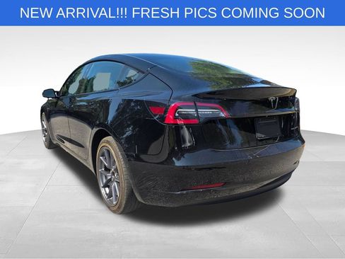 Used 2022 Tesla Model 3 Long Range AWD/4WD image 6