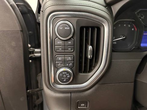 Used 2021 GMC Sierra 1500 SLT w/ SLT Premium Package AWD/4WD image 10