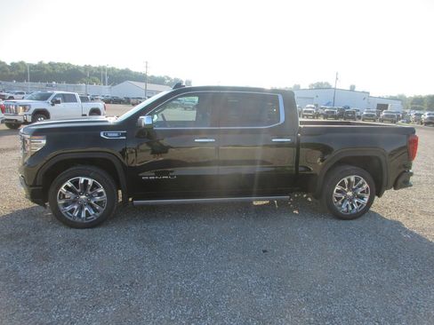 New 2026 GMC Sierra 1500 Denali w/ Denali Reserve Package AWD/4WD image 11