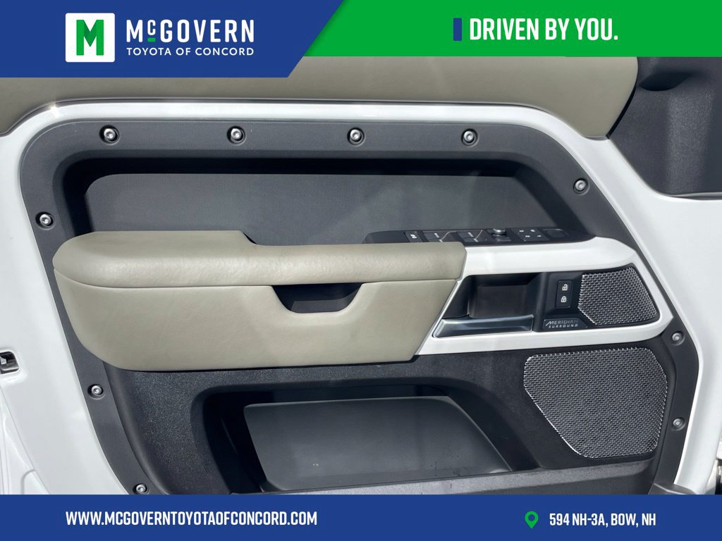 Used 2020 Land Rover Defender 110 HSE AWD/4WD image 15