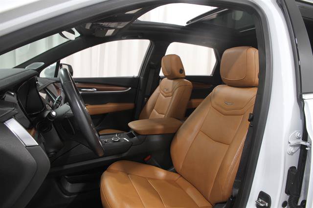 Used 2023 Cadillac XT5 Premium Luxury AWD/4WD image 5
