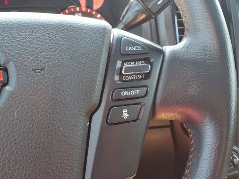 Used 2024 Nissan Titan PRO-4X w/ Pro-4x Convenience Package image 17