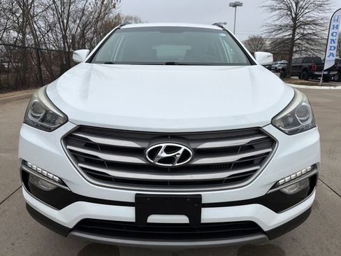 Used 2017 Hyundai Santa Fe Sport 2.0T image 8