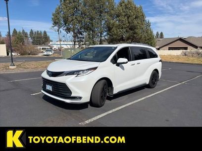 Used 2025 Toyota Sienna Limited