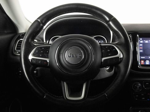 Used 2019 Jeep Compass Limited image 29