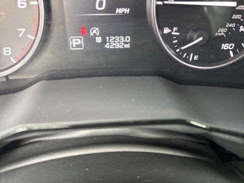 Certified 2025 Subaru Outback Premium image 16