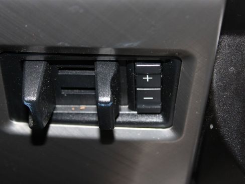 Used 2019 Ford F350 Limited w/ FX4 Off-Road Package image 33