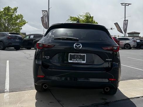 Used 2022 MAZDA CX-5 AWD 2.5 S w/ Premium Package image 4