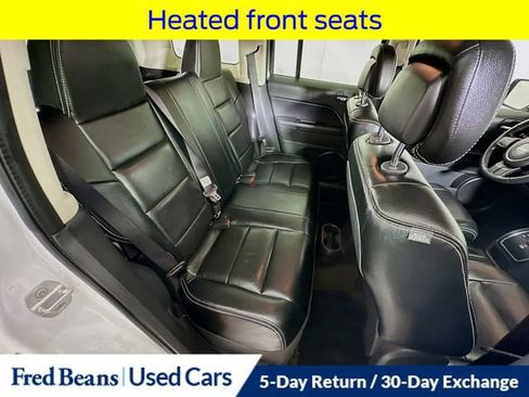 Used 2014 Jeep Patriot Latitude AWD/4WD image 27