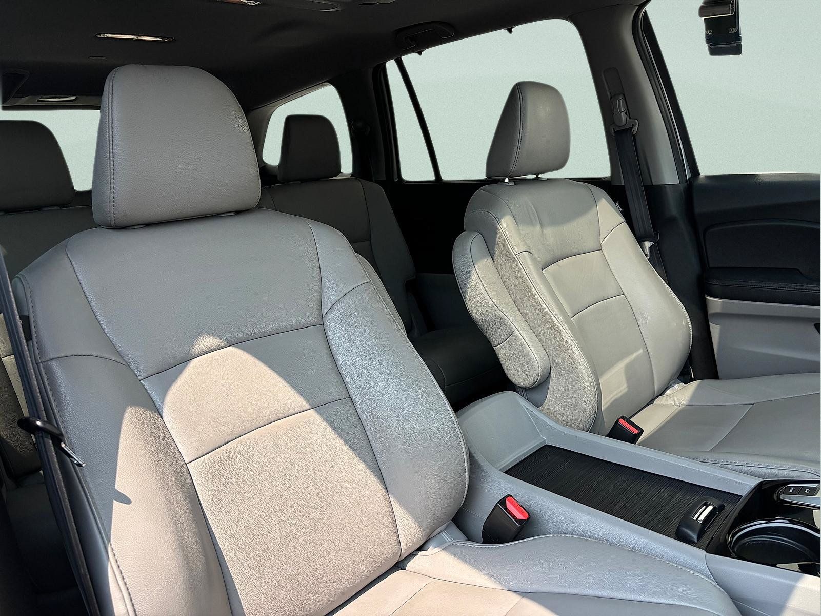 Certified 2022 Honda Pilot Touring image 42