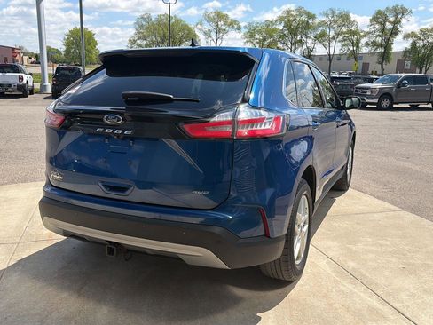 Used 2022 Ford Edge SEL w/ Convenience Package AWD/4WD image 5