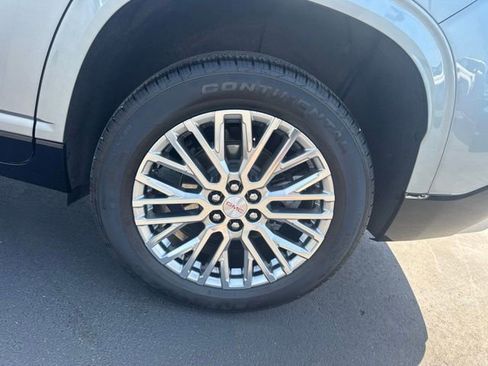 Used 2024 GMC Acadia Denali FWD image 27