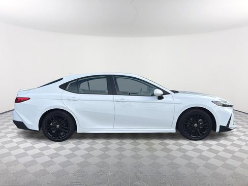 Certified 2025 Toyota Camry SE FWD image 18