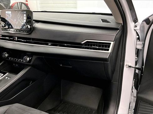 Used 2023 Mitsubishi Outlander Ralliart image 15