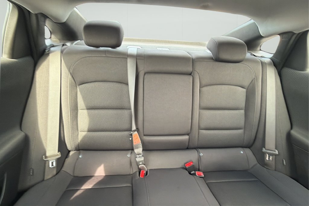 Used 2024 Chevrolet Malibu LT FWD image 12