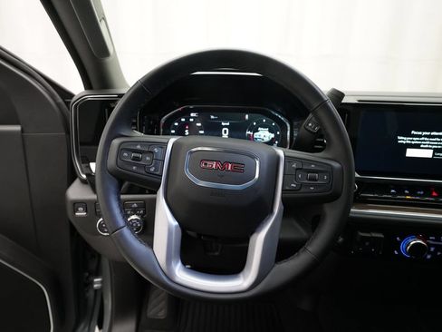Used 2026 GMC Sierra 1500 Elevation AWD/4WD image 4