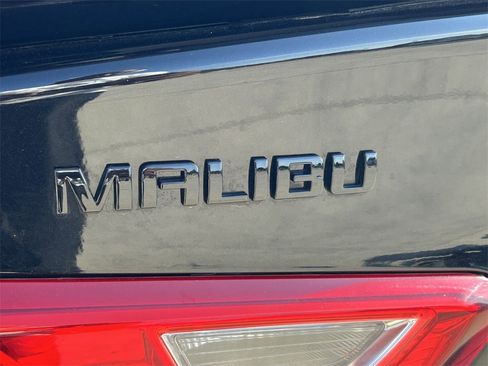 Used 2025 Chevrolet Malibu RS image 11