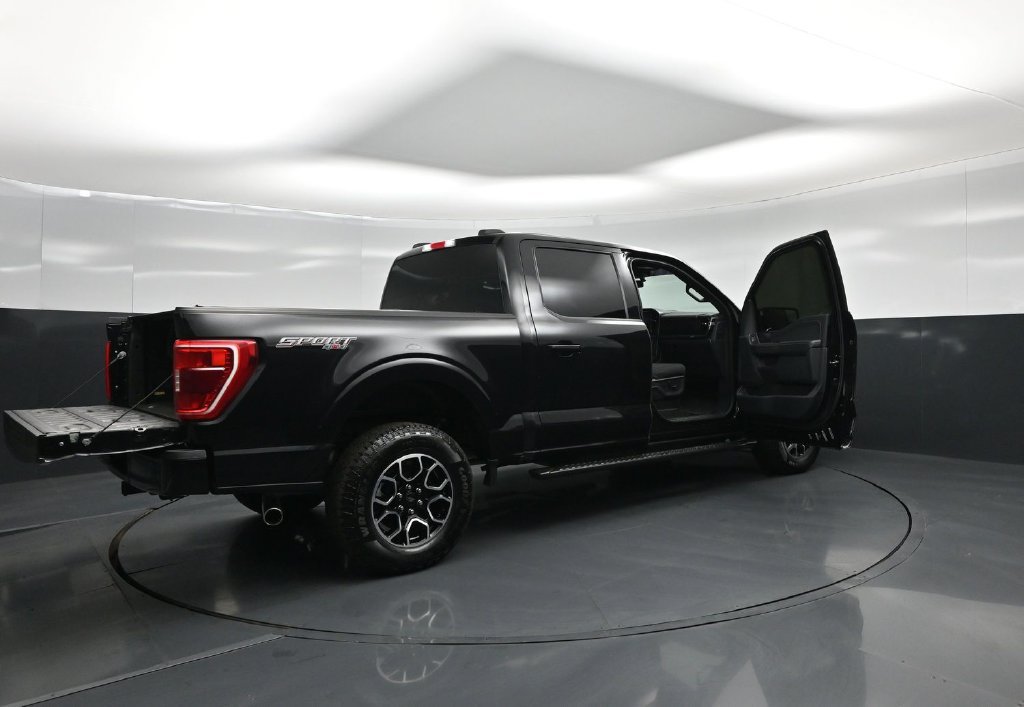 Used 2022 Ford F150 XLT w/ Equipment Group 302A High AWD/4WD image 5