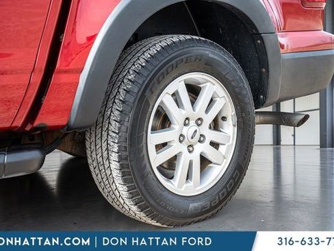 Used 2010 Ford Explorer Sport Trac XLT image 34